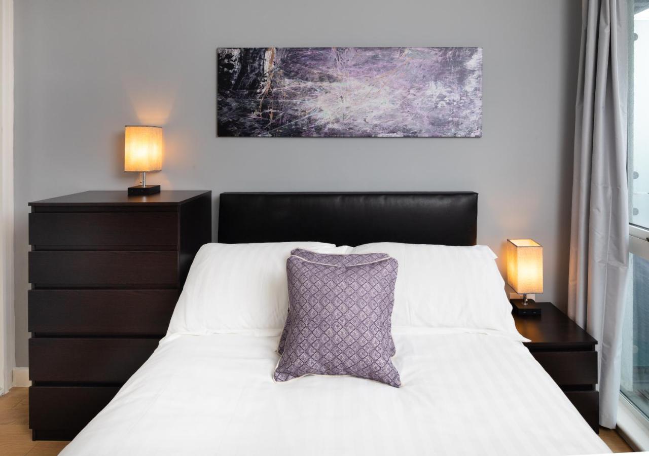 Brightleap City Centre: Stylish Home-Away with Smart Amenities Milton Keynes Exterior photo